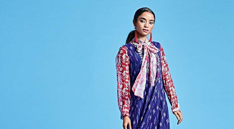 HOW TO GET THE MOST OUT OF YOUR KURTIS AND LEGGINGS DUO LONG AFTER THE FESTIVE SEASON HAS PASSED